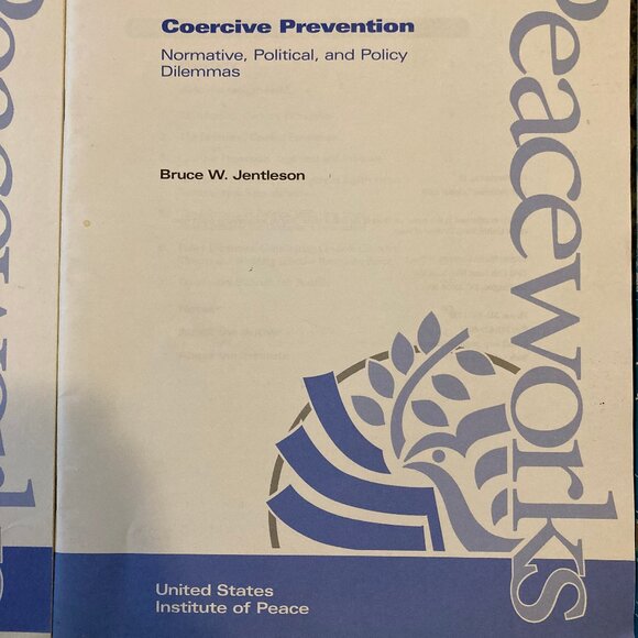 CLEARANCE: 10 International Relations, Peace & Conflict Resolution Journals - Picture 2 of 9